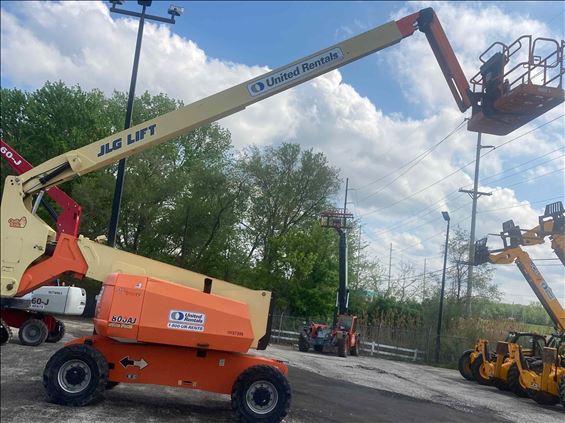 2013 JLG 800AJ Boom Lift