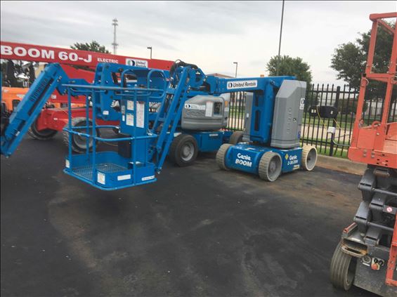 2013 Genie Z-30/20N RJ Boom Lift