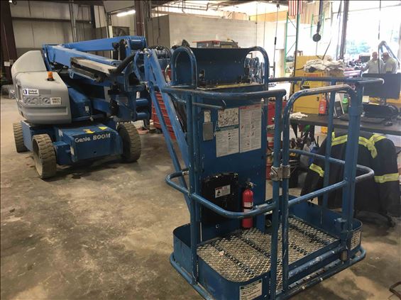 2011 Genie Z-40/23N RJ Boom Lift
