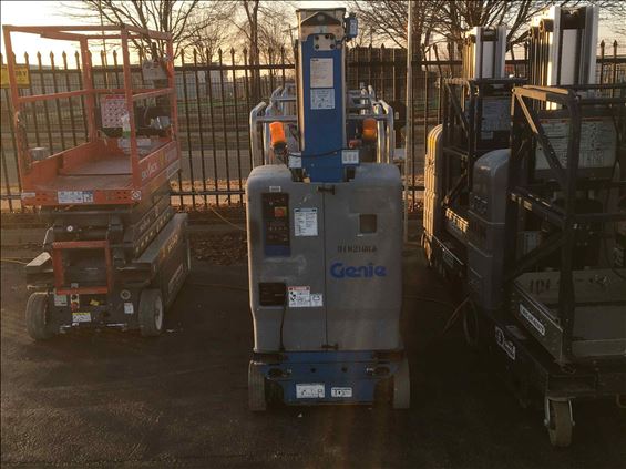 2012 Genie GR-20-EXT Scissor Lift