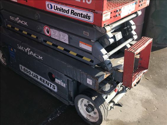 2014 Skyjack SJIII3219 Scissor Lift