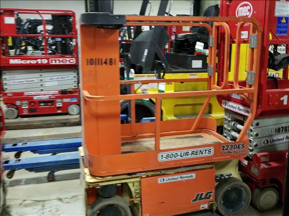 2013 JLG 1230ES Scissor Lift