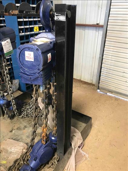 2012 JD NEUHAUS PROFI 10T Hoist
