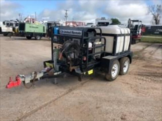 2017 Mi-T-M HS-3006-0MDK-UR