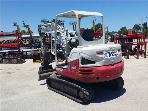 2014 Takeuchi TB240 Mini-Excavator