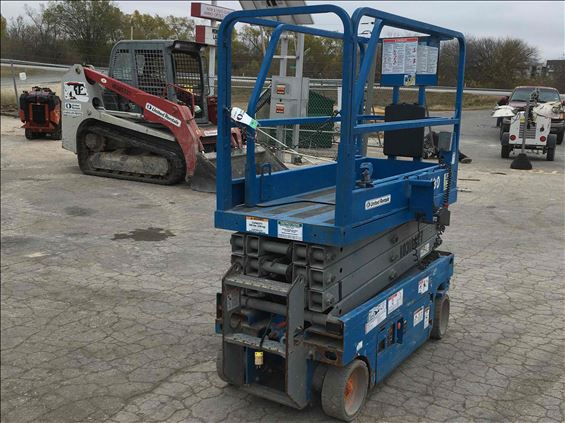 2014 Genie GS-1930 Scissor Lift