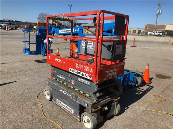 2014 Skyjack SJIII3219 Scissor Lift