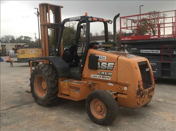 2013 Case 586H Rough Terrain Forklift