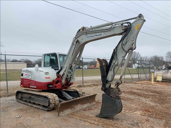 2016 Takeuchi TB290C Mini-Excavator