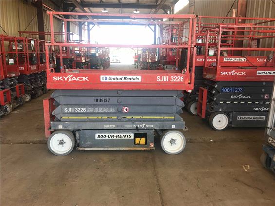 2013 Skyjack SJIII3226 Scissor Lift