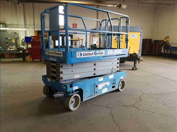 2013 Genie GS-2646 Scissor Lift