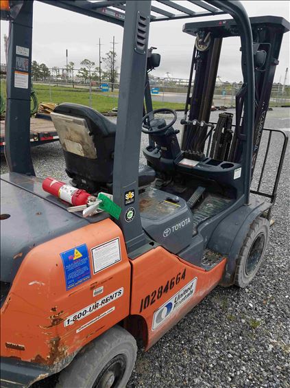 2014 Toyota 8FDU25 Warehouse Forklift