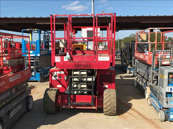 2013 MEC 4069ERT Scissor Lift