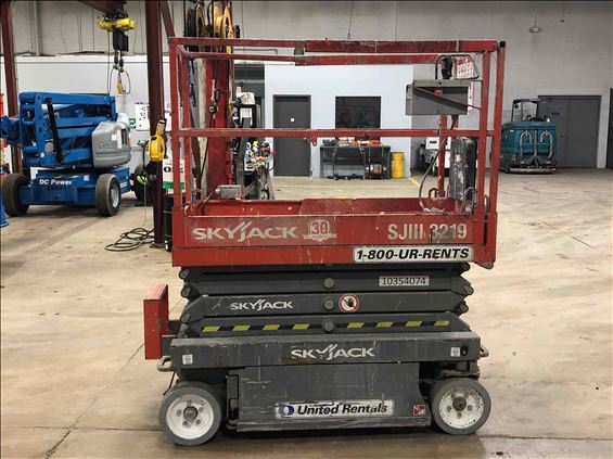 2015 Skyjack SJIII3219 Scissor Lift