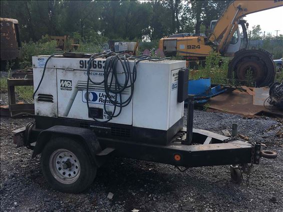 2012 Multiquip DLW400ESAWR Welder