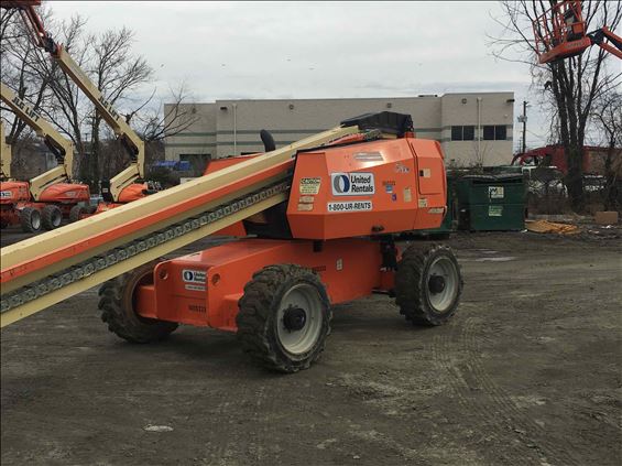 2013 JLG 600S Boom Lift