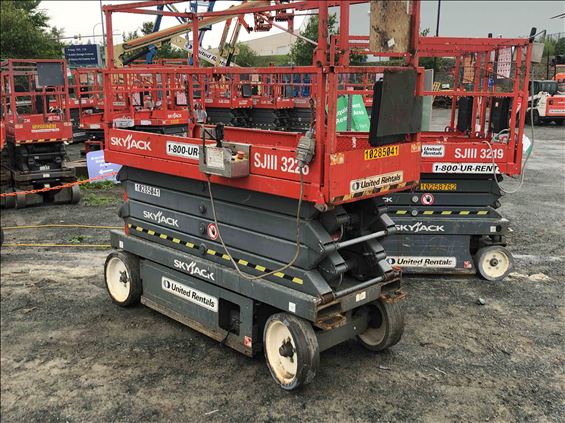 2014 Skyjack SJIII3226 Scissor Lift