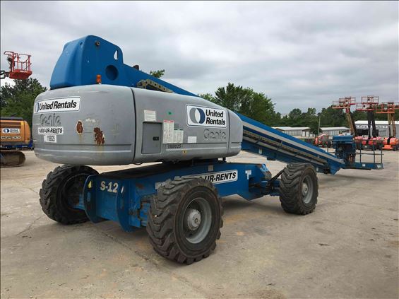 2011 Genie S-120 Boom Lift