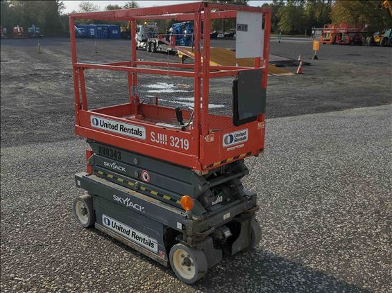 2014 Skyjack SJIII3219 Scissor Lift