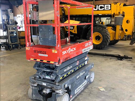 2015 Skyjack SJIII3219 Scissor Lift