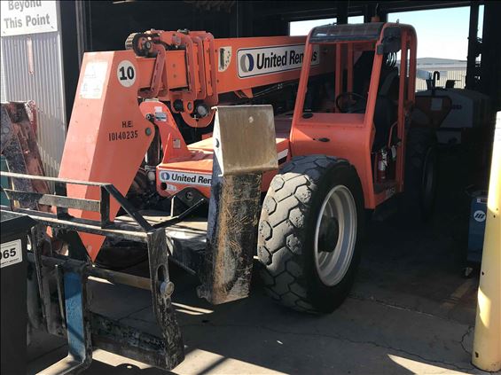 2013 SKYTRAK 10054 Rough Terrain Forklift