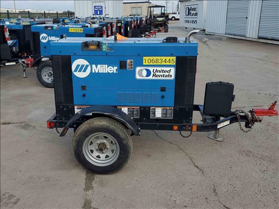 2017 Miller Welders BIG BLUE 400PRO Welder