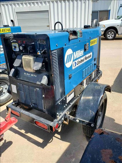 2017 Miller Welders BIG BLUE 400PRO Welder