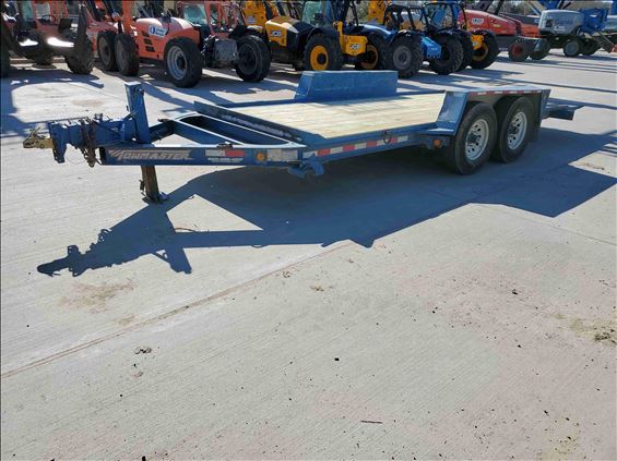 2016 Towmaster T-12DT Trailer