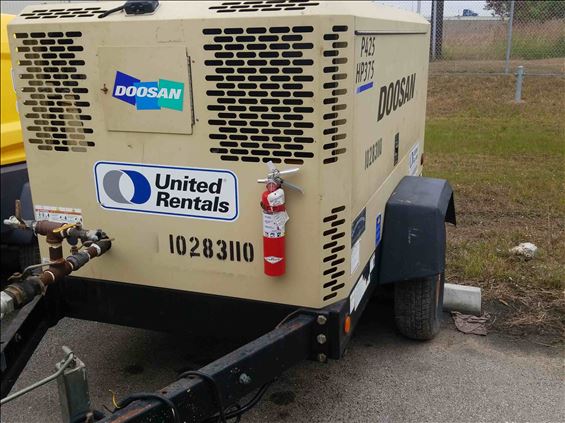 2014 Doosan P425/HP375WCUT4 Air Compressor
