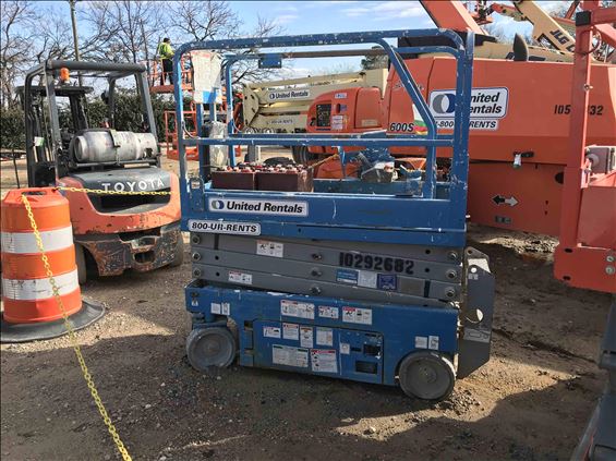 2014 Genie GS-1930 Scissor Lift