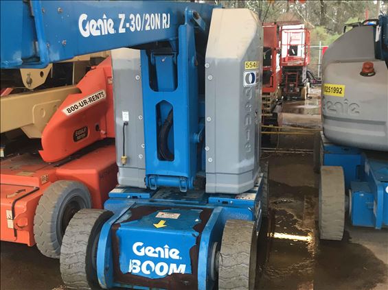 2014 Genie Z-30/20N RJ Boom Lift