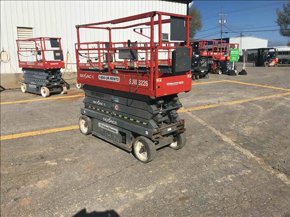 2014 Skyjack SJIII3226 Scissor Lift