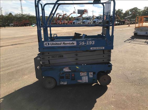 2014 Genie GS-1930 Scissor Lift