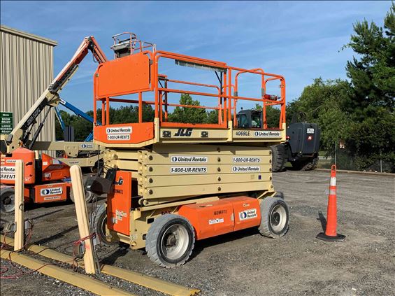 2015 JLG 4069LE Scissor Lift