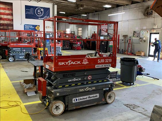 2015 Skyjack SJIII3219 Scissor Lift