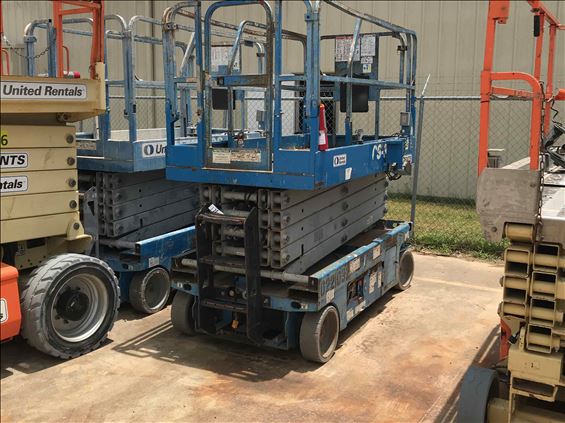 2014 Genie GS-3246 Scissor Lift