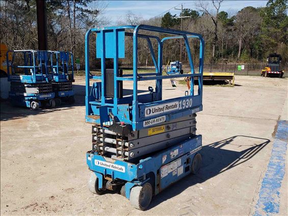 2014 Genie GS-1930 Scissor Lift
