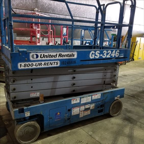 2014 Genie GS-3246 Scissor Lift