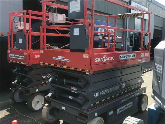 2013 Skyjack SJIII4632 Scissor Lift