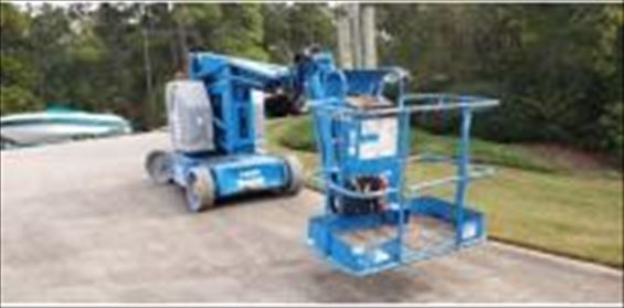 2014 Genie Z-34/22N Articulating Boom Lift