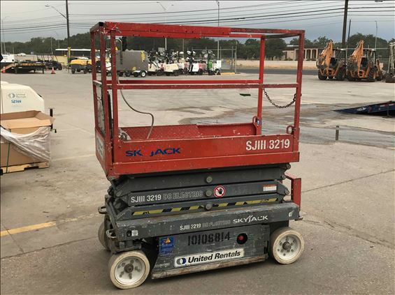 2013 Skyjack SJIII3219 Scissor Lift