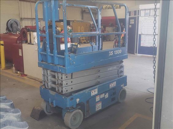 2015 Genie GS-1930 Scissor Lift