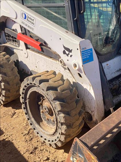 2017 Bobcat S740 Track Loader