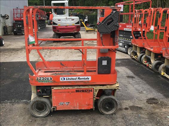 2014 JLG 1230ES Scissor Lift