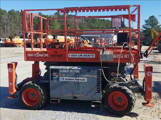 2014 Skyjack SJ6826RT Scissor Lift