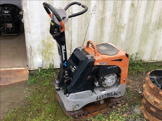 2017 Multiquip MVH308DZ Plate Compactor