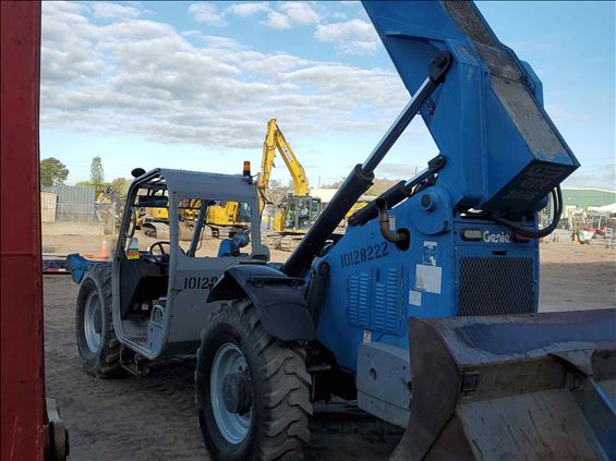 2013 Genie GTH-1056 Rough Terrain Forklift
