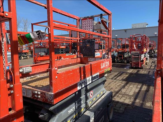2015 Skyjack SJIII3219 Scissor Lift