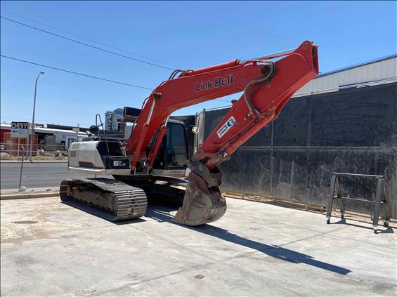 2015 Link-Belt 210X3EX Excavator