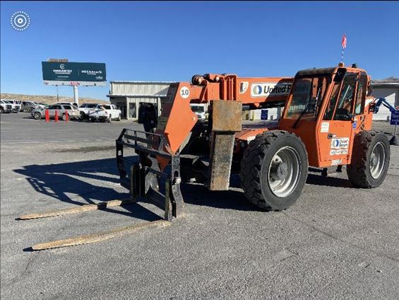 2013 SKYTRAK 10054 Rough Terrain Forklift